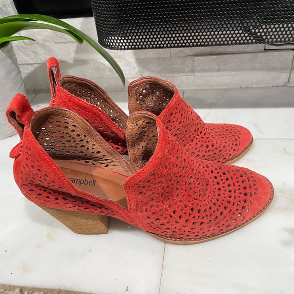 Jeffrey Campbell red-orange suede cutout design booties sz 9.5 - Picture 2 of 14